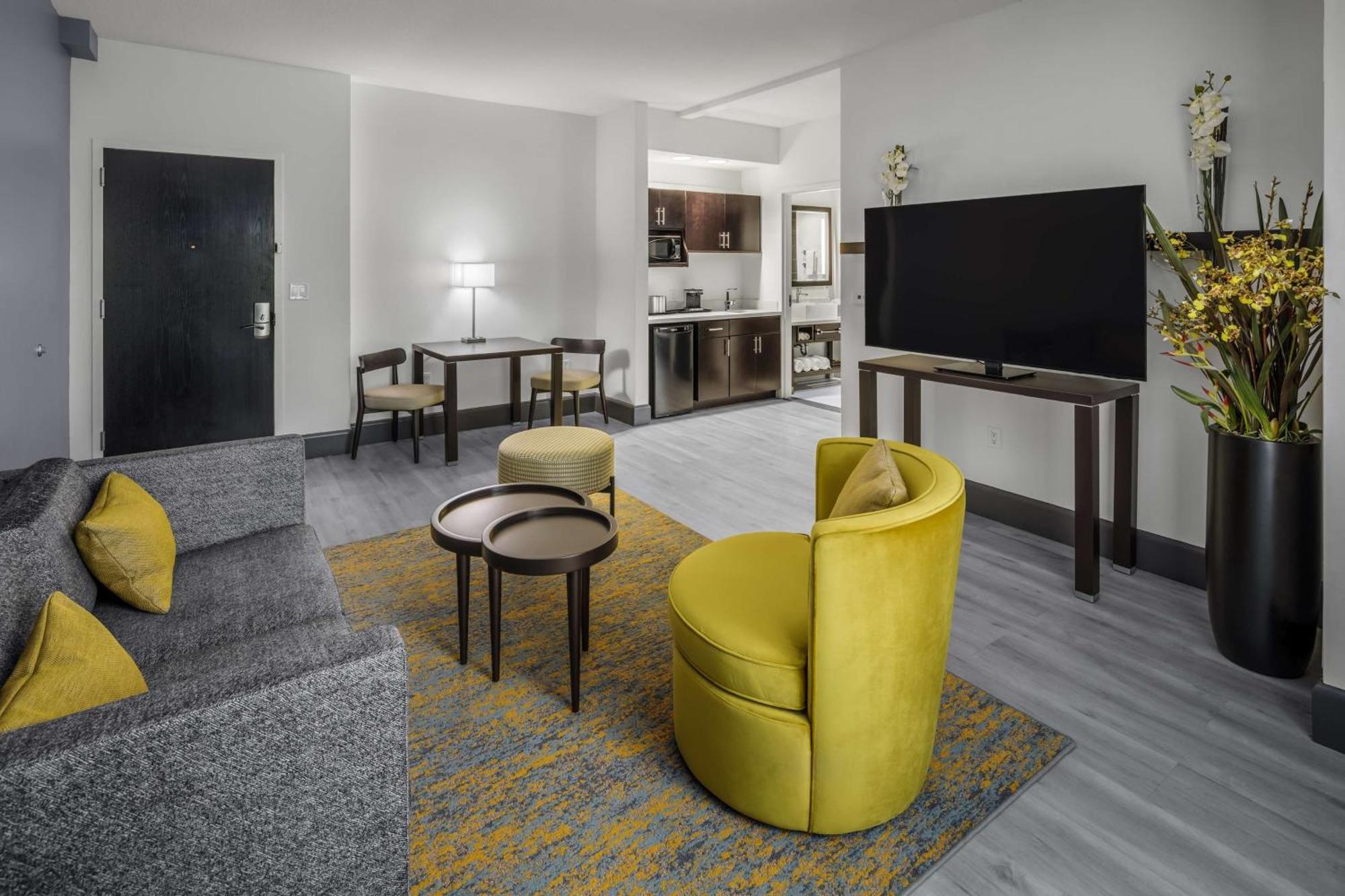 Doubletree By Hilton Sarasota Bradenton Airport Hotell Exteriör bild